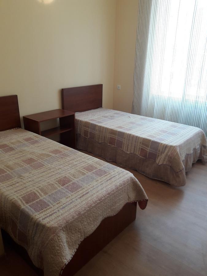 Hotel Sunshine Erivan Exterior foto